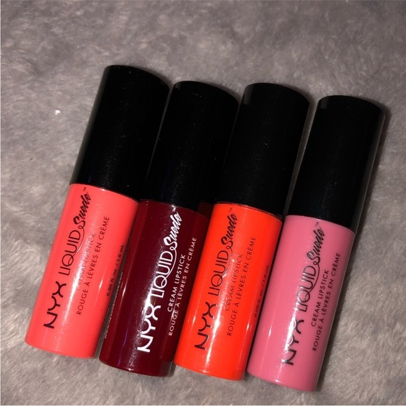 9 lipsticks/ NYX Liquid Suede cream/ Sephora Plump Lip Gloss/ L’Oréal, Clarins - Picture 10 of 13